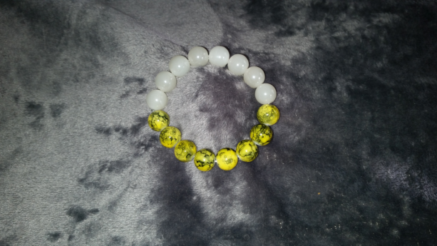 Khaki marble with spacers