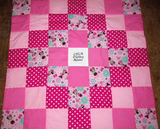 Brand New Handmade MINNIE MOUSE Baby Quilt  (Embroidered Name Added Free)
