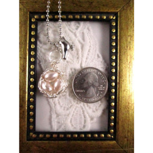 Mama Bird Nest with Light Beige Pearl Egg Pendant Necklace