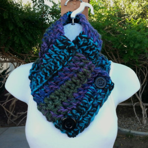 Chunky NECK WARMER SCARF Black Purple Blue Green Turquoise, Soft Thick Acrylic Crochet Knit Bulky Buttoned Cowl, Black Buttons, Ready to Ship in 3 Days