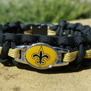 New Orleans Saints Paracord Bracelet NFL Officially Licensed Charm