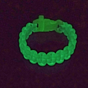 Glow In the Dark Paracord Bracelet