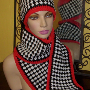Houndstooth hat and scarf set