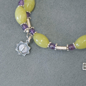 One Decade Rosary Bracelet of Green Serpentine and Amethyst 