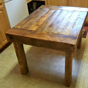 Rustic Handmade Reclaimed Pallet Wood Coffee Occasional Table