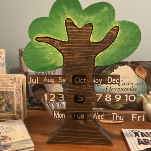 Decorative Tree Calendar 