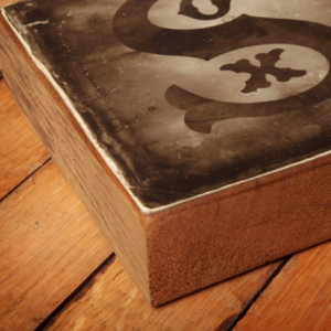 Chicago White Sox Distressed Logo Reclaimed Wood Block