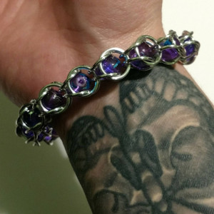 Purple bead bracelet chainmaille with star toggle