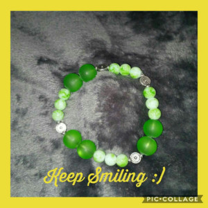 Keep smiling green bracelet