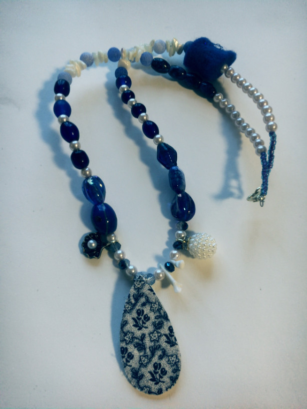Porcelain Color Scheme White and Blue Pendant Charm Necklace