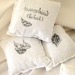 Bare Bones Eco Friendly Laundry Dryer Packets Simply Lovely