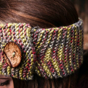 knit headband with button