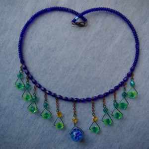 Memory wire with blue and green