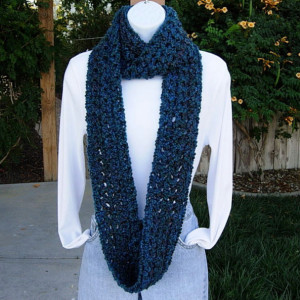 Skinny Winter Infinity Loop Scarf, Chunky Women's Cowl, Dark Teal Blue Green Red, Extra Thick Soft Smooth Warm, Long Endless Circle ..Ready to Ship in 3 Days