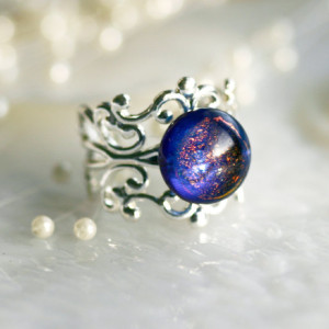 Filigree Ring with Dichroic Fused Glass Stone R009