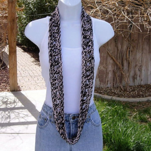 SUMMER SCARF Infinity Loop, Pale Light Pink & Black Soft Lightweight Small Circle Cowl Crocheted Necklace, Women's Neck Tie..Ready to Ship in 2 Days
