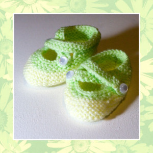 SUNNY - Hand Knitted Booties in Pastel Yellow and Green