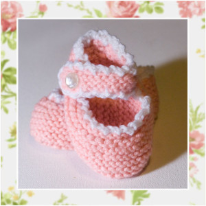 JUST PEACHY - Hand Knitted Booties in Peach and White