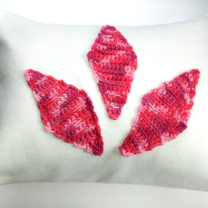 Applique pillow cover, fleece with crochet diamonds, fleece pillow cover, soft pillow, crochet applique pillow, nursery pillow, white pink