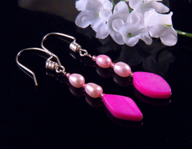 Pink Mother of Pearl Shell Earrings Glass Beads Dangling Handmade Costume Jewelry Made in Montana Free Shipping to USA Gift Box