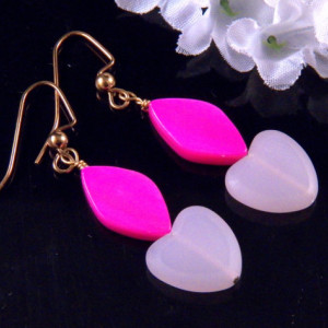 Pink Mother of Pearl Shell Glass Heart Bead Earrings Dangling Handmade Costume Jewelry Made in Montana Free Shipping to USA Gift Box