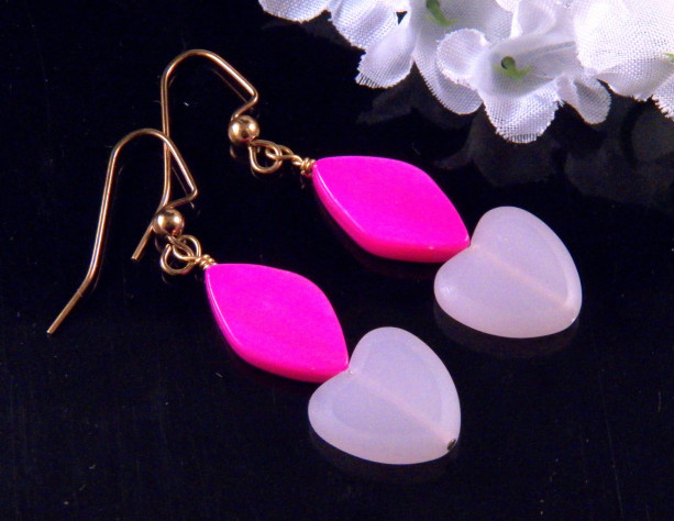 Pink Mother of Pearl Shell Glass Heart Bead Earrings Dangling Handmade Costume Jewelry Made in Montana Free Shipping to USA Gift Box