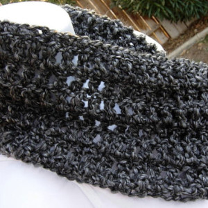 SUMMER COWL SCARF, Black Gray Grey Tweed, Small Short Infinity Loop, Crochet Knit, Soft Lightweight Neck Warmer..Ready to Ship in 2 Days