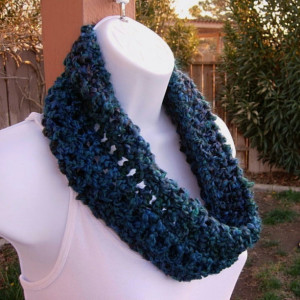SUMMER COWL SCARF Dark Teal Blue Green Red, Small Short Infinity Loop, Crochet Knit, Soft Lightweight Acrylic Neck Warmer, Ready to Ship in 3 Days