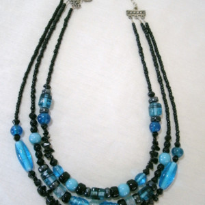 Three strand necklace with mixed Blue & Black Glass "Nicole"