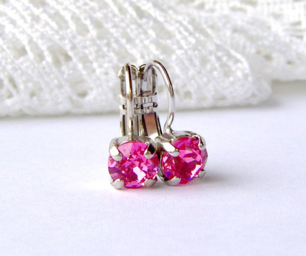 Pink rhinestone earrings / rose pink / 6mm / leverback