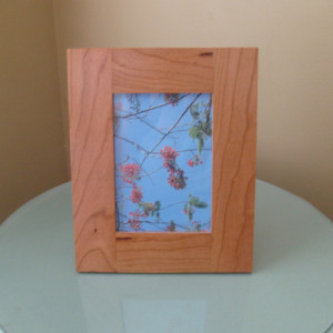 Handcrafted Hardwood 5" x 7" Picture Frame