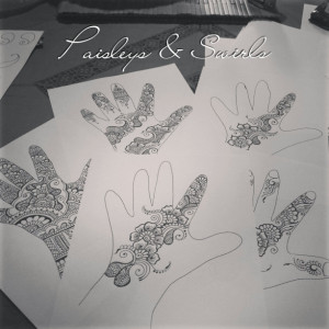Teach yourself henna - Traceable & Reusable Design Book