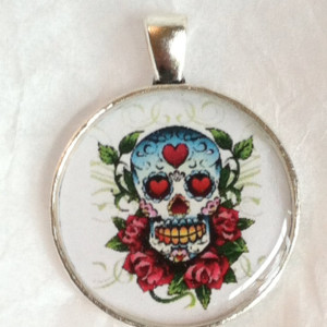 Day of the Dead, sugar skull, Calavera, Dia de los Muertos, skull, candy skull, pendant, necklace, charm! Gifts under 25.