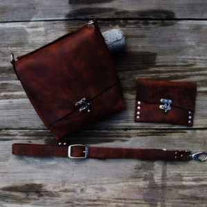 Handmade Leather Cross Body Bag with Matching Wallet. Hand Stitched. Leather Messenger Satchel Bag  Bret Cali Bag