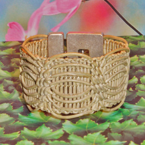 Beige Loop Braided Bracelet with a Zamak Silver Plated Magnetic Clasp.
