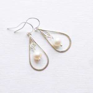 Sterling Silver Pearl Drop Earrings --Bridesmaids Gift -- Mother of the Bride
