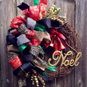 SALE Create your own Christmas Craze wreath (5 ready to ship)