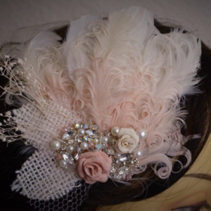 READY TO SHIP, Blush & Champagne bridal hair clip,1920s feather fascinator, Burlap leaf, blush Rose, Ivory, One of a Kind, crystal, pearls