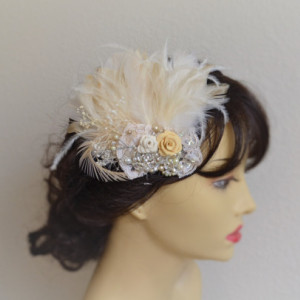 READY TO SHIP, Champagne and Ivory Feather clip,1920s Feather fascinator, One of a Kind, Champagne Lace, Rustic, Crystals, pearls,rhinestone