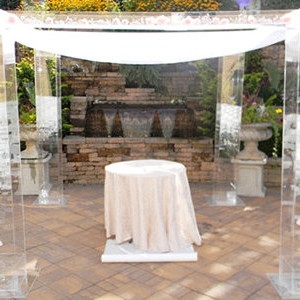 Acrylic/Lucite Wedding Structure - Chuppah, Mandap, Gazeebo (Acrylic Wedding Furniture)