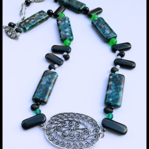 Green Stone Statement Necklace-Earthy, Gemstone, Boho