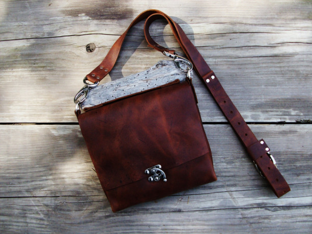 Leather Cross Body Bag with Nickel Hardware Hand Stitched. Leather Messenger Satchel Bag  Bret Cali Bag Handmade