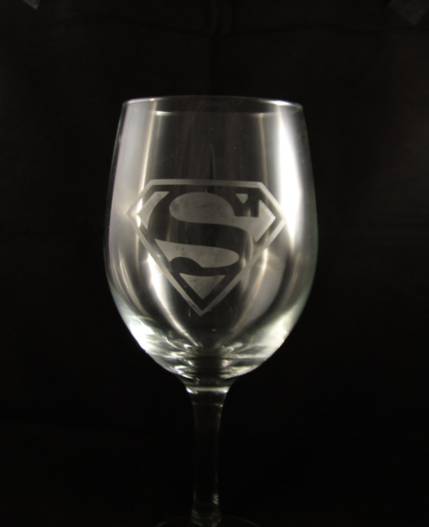Custom Superman Etched Wine Glass -  Etched Glass - Wine Glass