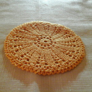 Small Petal doily in Goldenrod