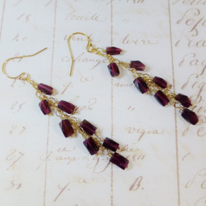 Long linear Garnet gemstone gold earrings,boho, faceted dark red gems,long garnet and gold chain dangle earrings, boho, gypsy, long earrings