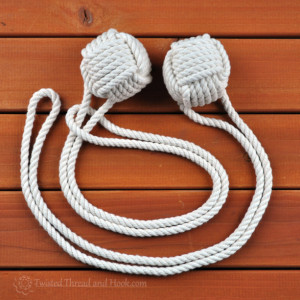 1 Pair of Large Monkey Fist Curtain Tiebacks with Full Loop - Nautical tiebacks - Heavy Courtain Tiebacks - Monkey Knot
