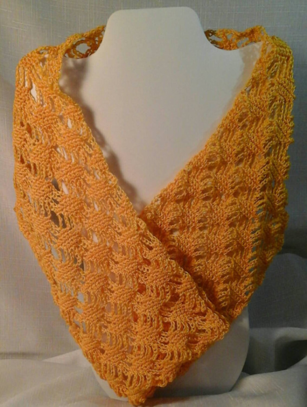Lacey Lattice Cowl in Gold Dust Yellow
