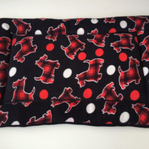 Scotty Dog Bed, Dog Crate Pads, Puppy Pad, Large Crate Pad, Fleece Pet Bed, Scottie Dog Bed, Scottie Dog Fabric, Dog Gift Basket, Dog Gifts