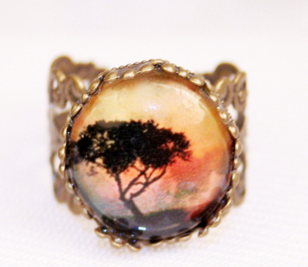 African Safari Tree Glass Filigree Ring