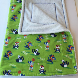 Green Sport Dogs Blanket, Green Baby Blanket, Toddler Nap Blanket, Pet Blanket, Sport Kid Blankets, Green Dog Blanket, Boy Sports Blanket